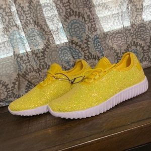 Yellow glitter sneakers - size 9
